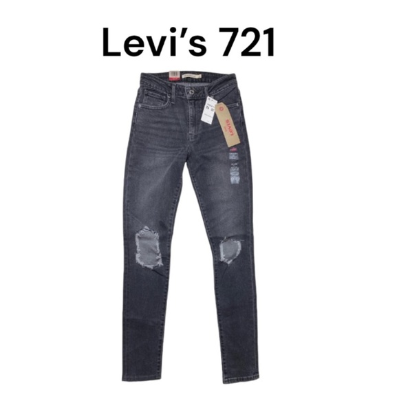 NWT Levi’s 721 High-Rise Skinny Distressed Black Jeans Size 26 x 32 - Picture 1 of 7